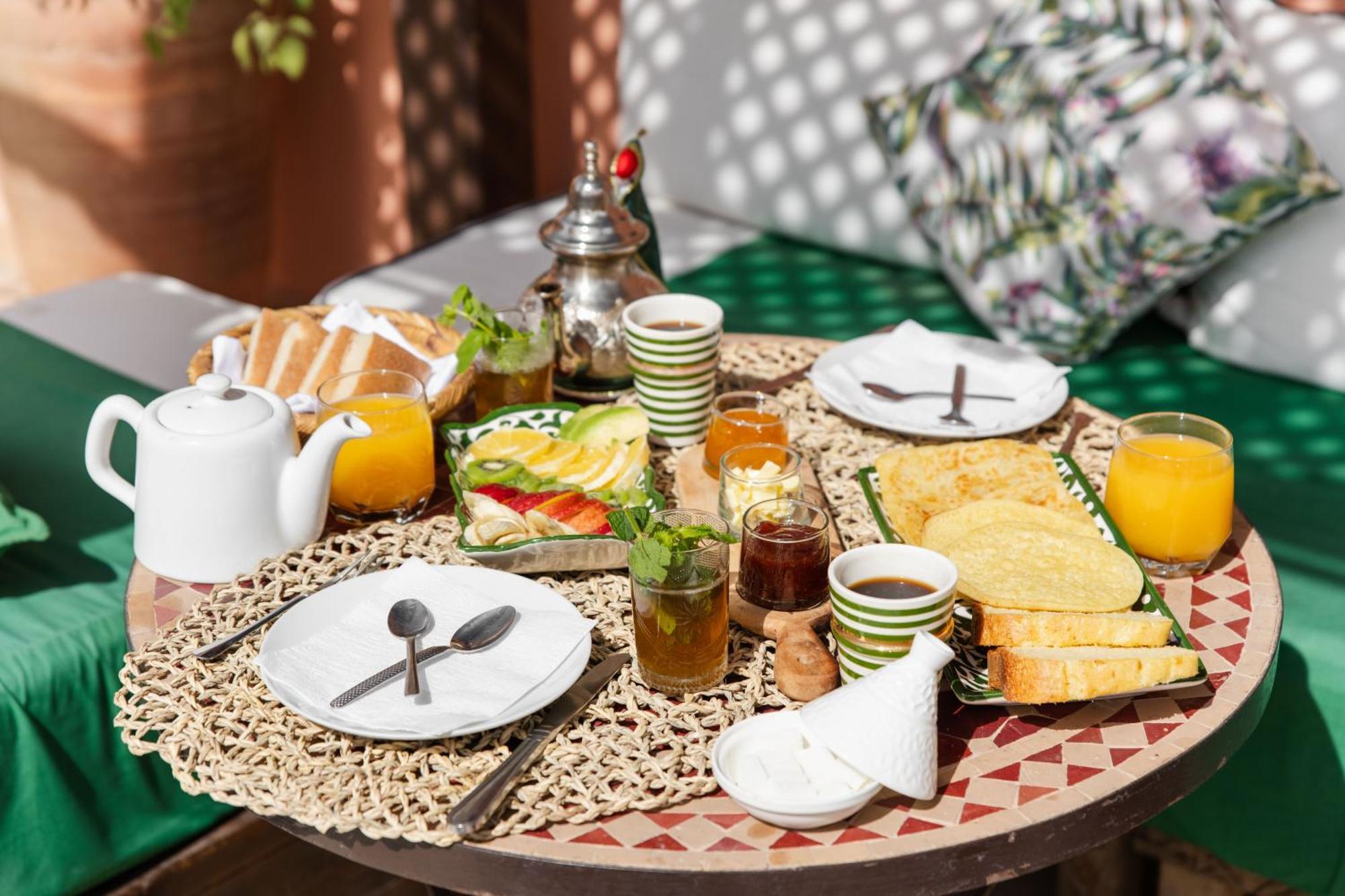 Riad Of The Moon Marrakesh Exterior photo